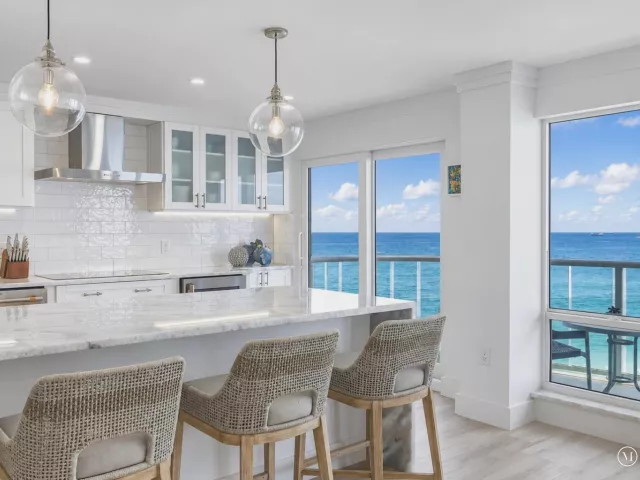 2-bedroom condo for sale in Fort Lauderdale - 3400 Galt Ocean Drive 1704S - MondialRealty