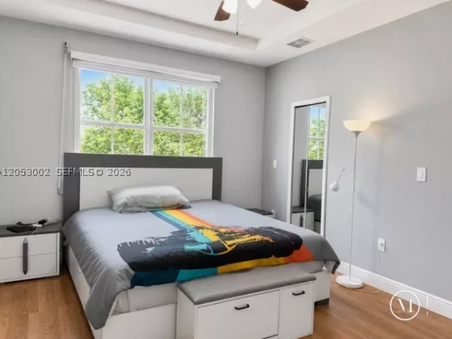 3-bedroom home for sale in Miami - 11843 SW 152nd Ct - MondialRealty