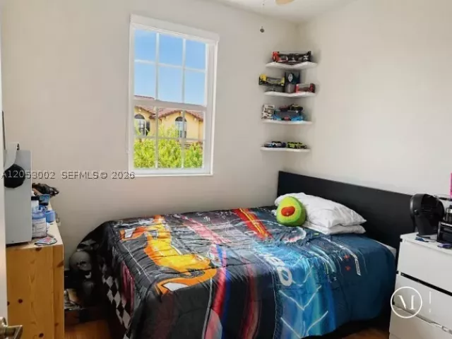3-bedroom home for sale in Miami - 11843 SW 152nd Ct - MondialRealty