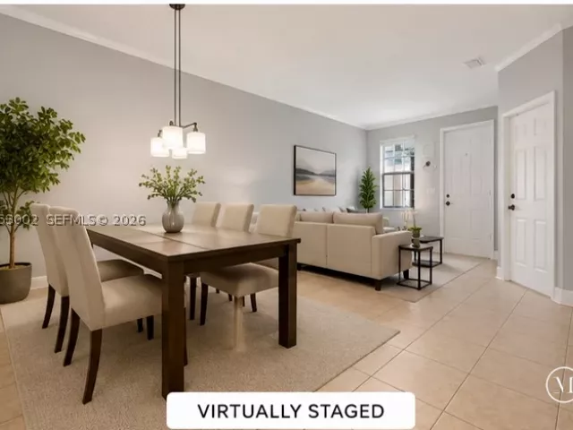 3-bedroom home for sale in Miami - 11843 SW 152nd Ct - MondialRealty