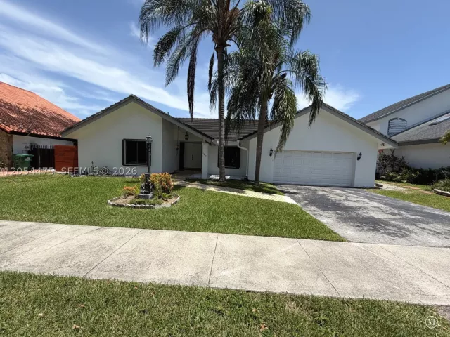 4-bedroom home for rent in Miami - 14271 SW 107th Ter 0 - MondialRealty