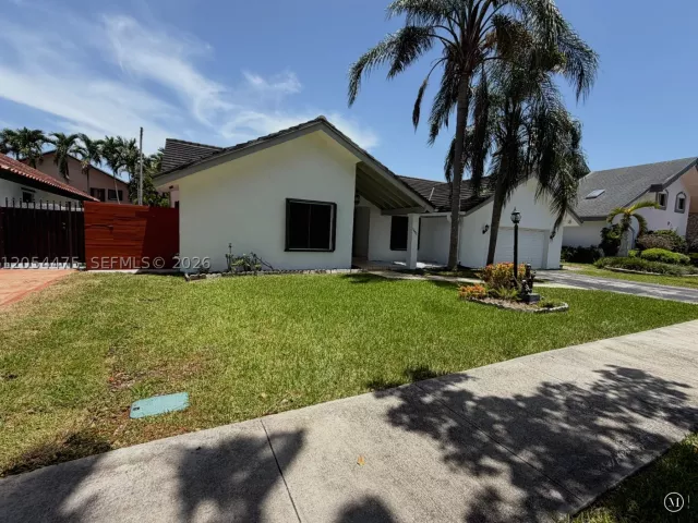 4-bedroom home for rent in Miami - 14271 SW 107th Ter 0 - MondialRealty