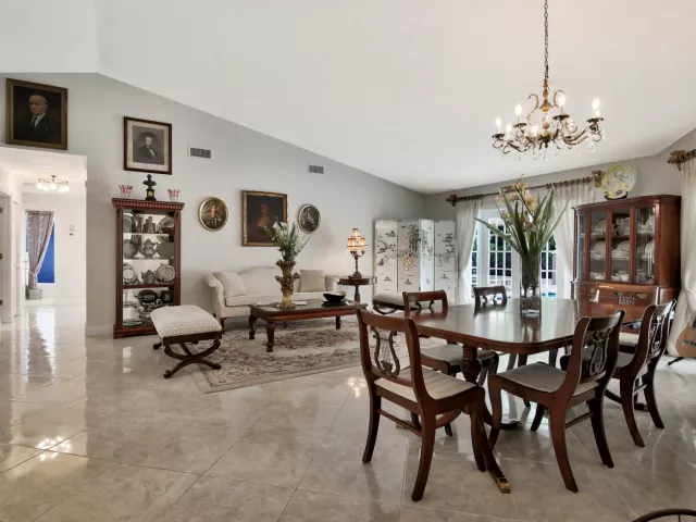 3-bedroom home for sale in Boca Raton - 9441 OLD PINE Road - MondialRealty