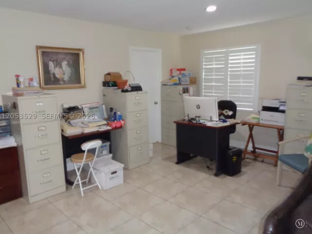 4-bedroom home for sale in Miami -  - MondialRealty