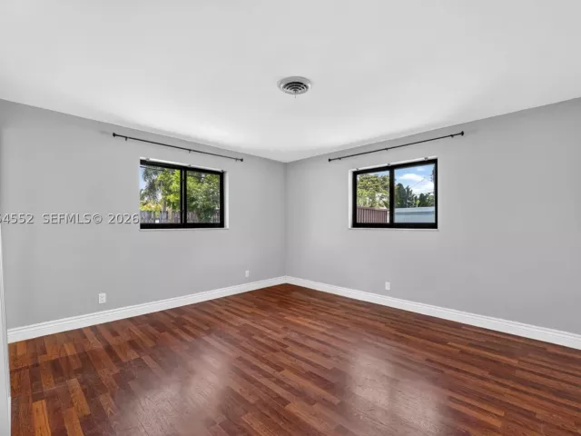 2-bedroom home for sale in Deerfield Beach - 1109 SE 10th St - MondialRealty
