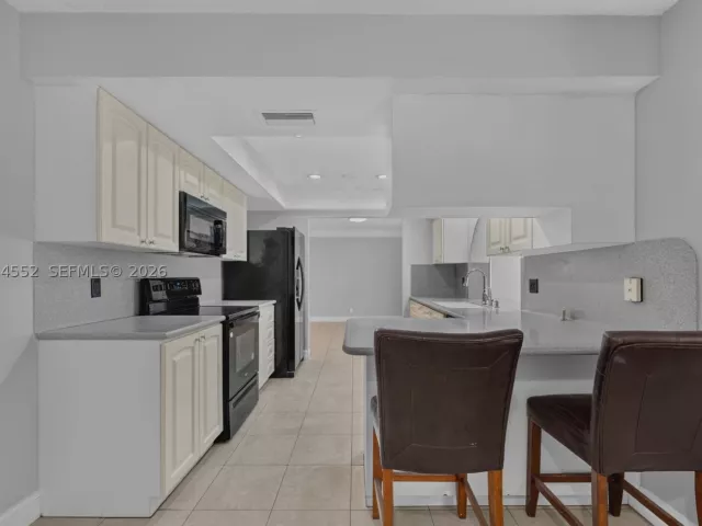 2-bedroom home for sale in Deerfield Beach - 1109 SE 10th St - MondialRealty