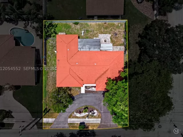 2-bedroom home for sale in Deerfield Beach - 1109 SE 10th St - MondialRealty