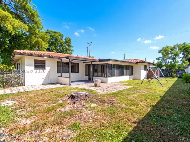 2-bedroom home for sale in Deerfield Beach - 1109 SE 10th St - MondialRealty