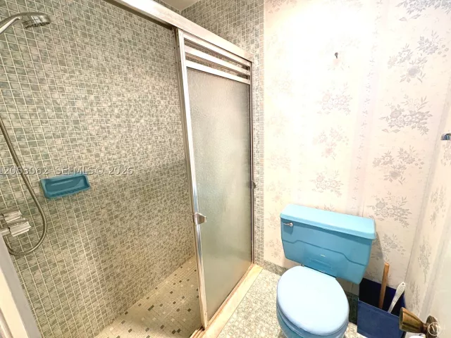 3-bedroom home for sale in Pembroke Pines - 11851 NW 23rd St - MondialRealty