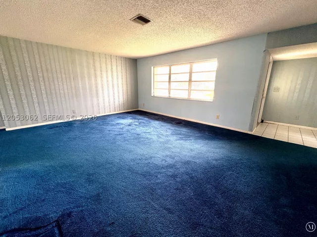 3-bedroom home for sale in Pembroke Pines - 11851 NW 23rd St - MondialRealty