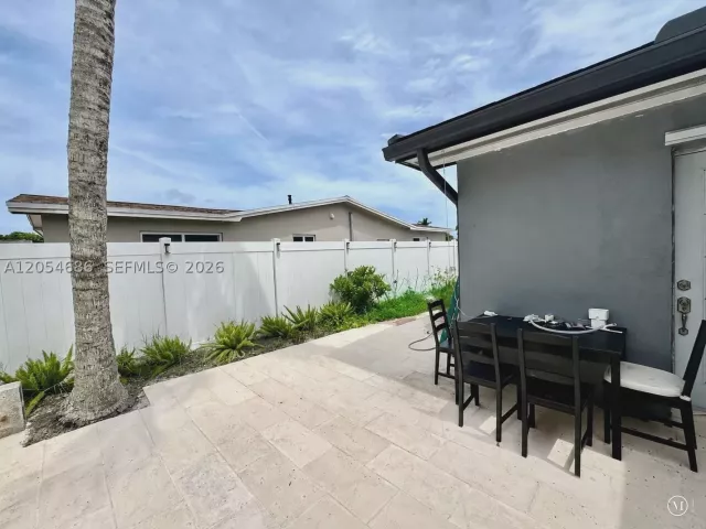 3-bedroom home for rent in Pembroke Pines - 8641 NW 19th St - MondialRealty