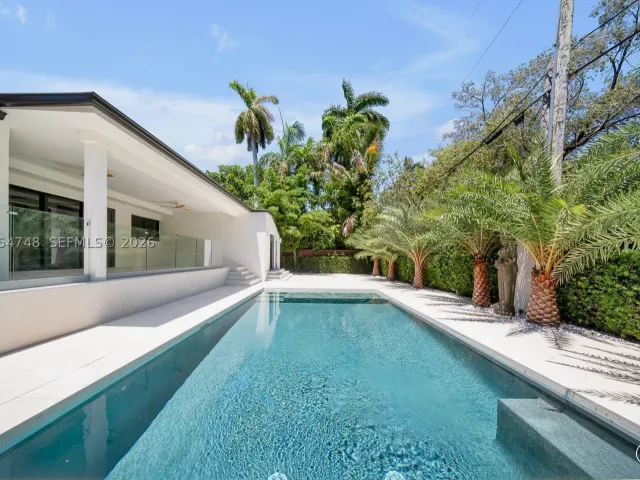 4-bedroom home for rent in Miami - 899 NE 71st St - MondialRealty
