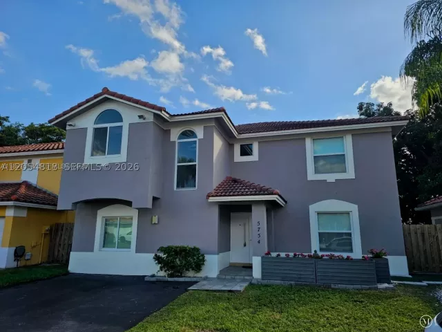 5-bedroom home for rent in Doral - 5754 NW 98th Ave - MondialRealty