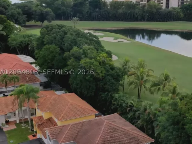 5-bedroom home for rent in Doral - 5754 NW 98th Ave - MondialRealty