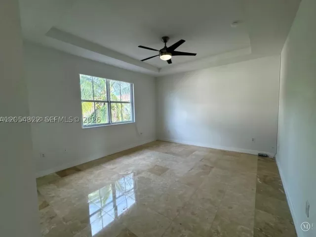 3-bedroom home for rent in Doral - 7563 NW 112th Pl - MondialRealty