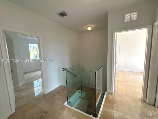 3-bedroom home for rent in Doral - 7563 NW 112th Pl - MondialRealty