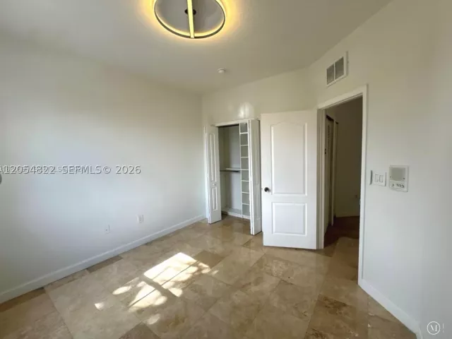 3-bedroom home for rent in Doral - 7563 NW 112th Pl - MondialRealty