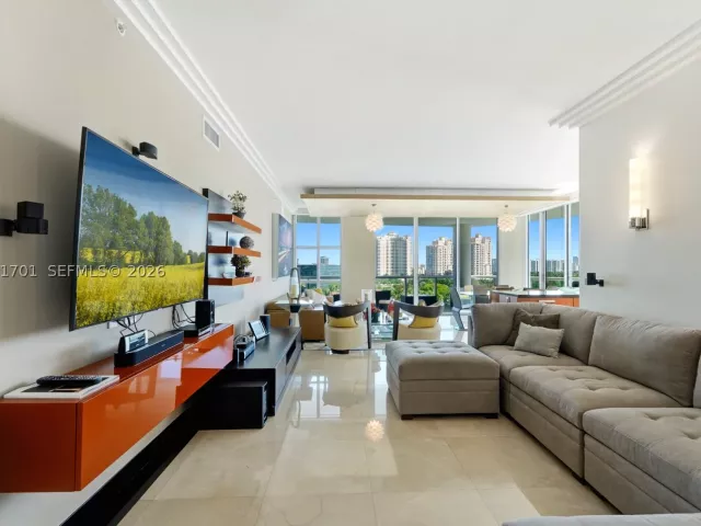 3-bedroom condo for sale in Aventura - 3131 NE 188th St 1-901 - MondialRealty