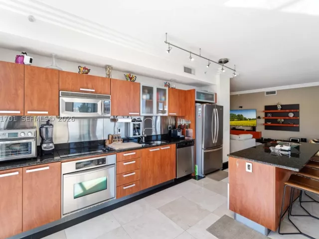 3-bedroom condo for sale in Aventura - 3131 NE 188th St 1-901 - MondialRealty