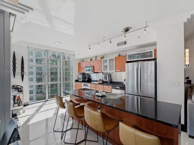 3-bedroom condo for sale in Aventura - 3131 NE 188th St 1-901 - MondialRealty