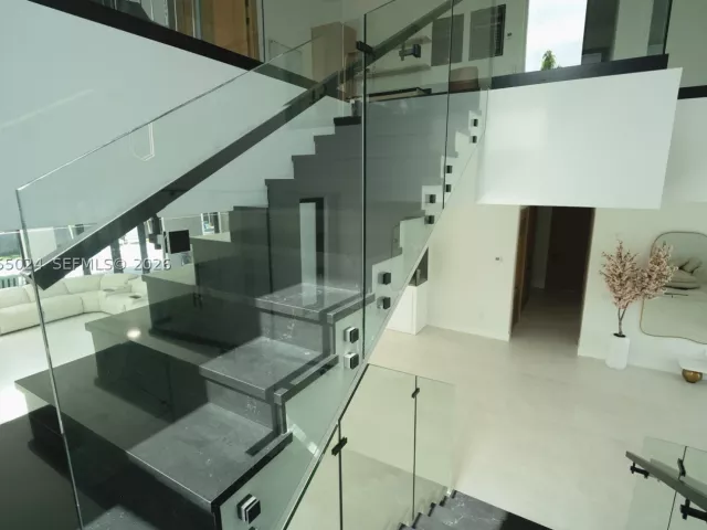 4-bedroom home for rent in Miami - 9330 SW 34th St NA - MondialRealty