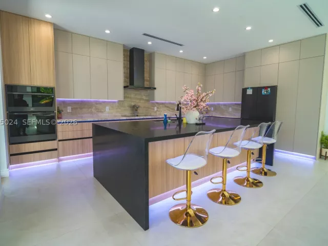 4-bedroom home for rent in Miami - 9330 SW 34th St NA - MondialRealty
