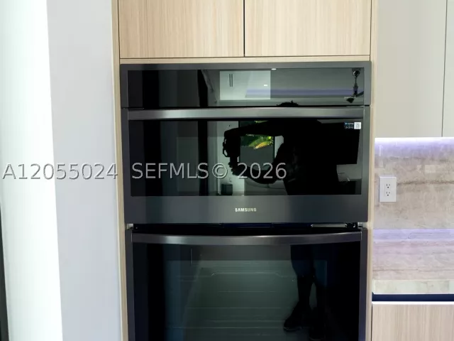 4-bedroom home for rent in Miami - 9330 SW 34th St NA - MondialRealty