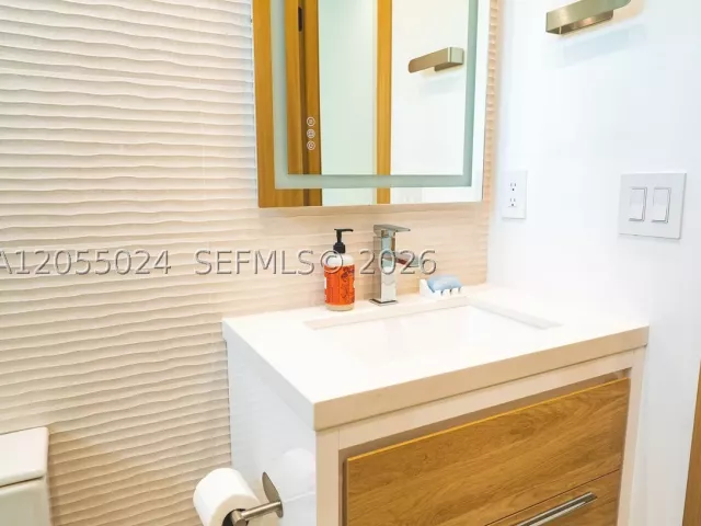 4-bedroom home for rent in Miami - 9330 SW 34th St NA - MondialRealty