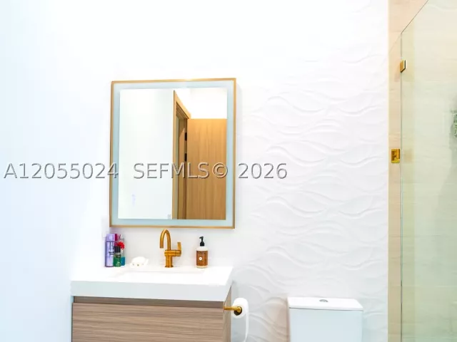 4-bedroom home for rent in Miami - 9330 SW 34th St NA - MondialRealty