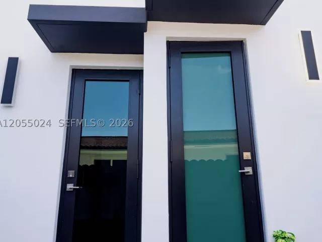4-bedroom home for rent in Miami - 9330 SW 34th St NA - MondialRealty