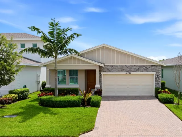3-bedroom home for sale in Delray Beach - 13456 PURPLE MOUNTAIN Pass - MondialRealty