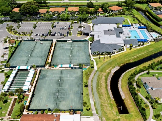 3-bedroom home for sale in Delray Beach - 13456 PURPLE MOUNTAIN Pass - MondialRealty