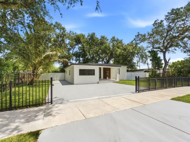 3-bedroom home for sale in Miami - 2315 NW 97th St - MondialRealty