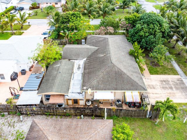 3-bedroom home for sale in Delray Beach - 2655 Dorson Way - MondialRealty