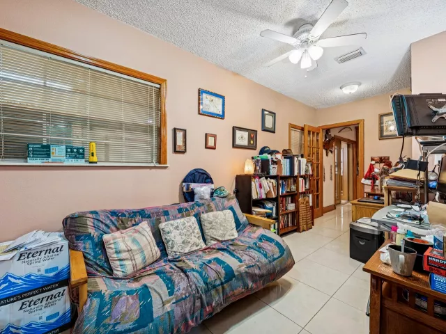 3-bedroom home for sale in Delray Beach - 2655 Dorson Way - MondialRealty