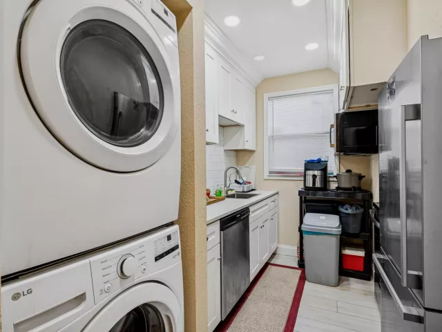 3-bedroom home for sale in Delray Beach - 2655 Dorson Way - MondialRealty