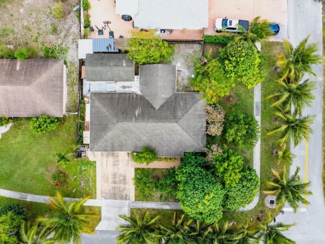 3-bedroom home for sale in Delray Beach - 2655 Dorson Way - MondialRealty