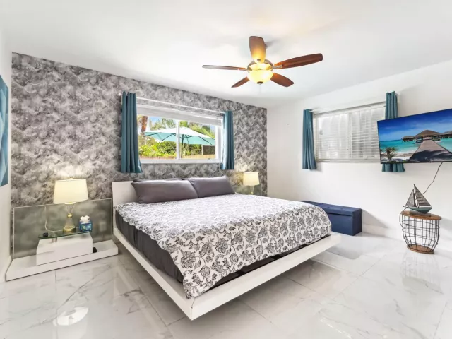 4-bedroom home for rent in Hollywood - 1243 GARFIELD Street - MondialRealty