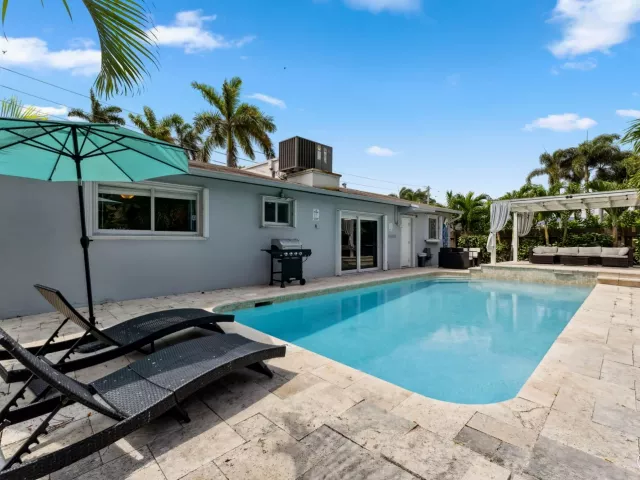 4-bedroom home for rent in Hollywood - 1243 GARFIELD Street - MondialRealty