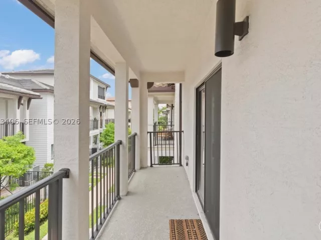 3-bedroom home for rent in Doral - 4746 NW 83rd Pkwy - MondialRealty