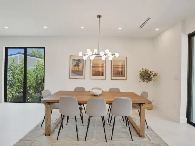 3-bedroom home for rent in Fort Lauderdale - 1527 NE 15TH Avenue - MondialRealty