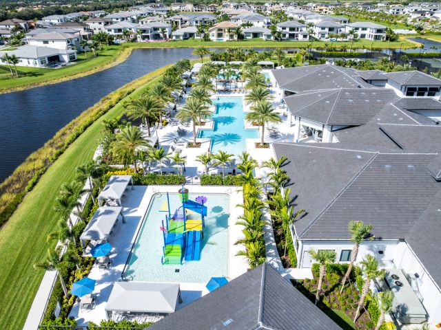 5-bedroom home for rent in Boca Raton - 9006 Dulcetto Court - MondialRealty