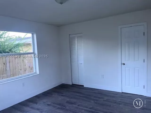 3-bedroom home for sale in Miami - 21221 SW 120 AVE - MondialRealty
