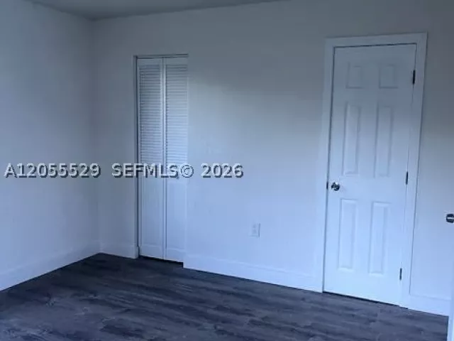 3-bedroom home for sale in Miami - 21221 SW 120 AVE - MondialRealty