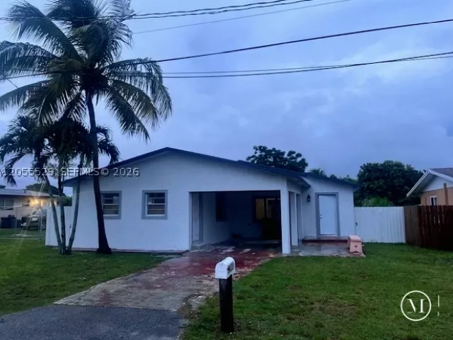 3-bedroom home for sale in Miami - 21221 SW 120 AVE - MondialRealty