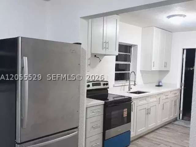3-bedroom home for sale in Miami - 21221 SW 120 AVE - MondialRealty