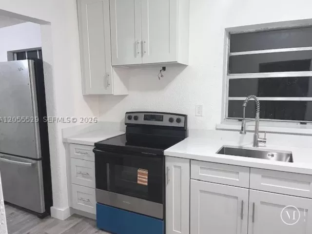 3-bedroom home for sale in Miami - 21221 SW 120 AVE - MondialRealty