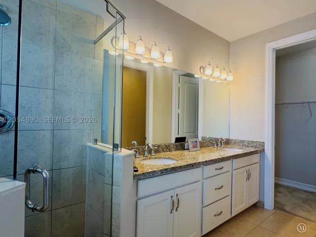 3-bedroom home for rent in Pembroke Pines - 1409 SW 113th Ave - MondialRealty