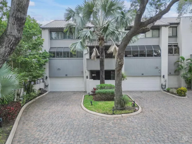 3-bedroom home for rent in Fort Lauderdale - 40 Portside Drive - MondialRealty
