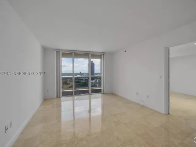 2-bedroom condo for rent in Hallandale Beach - 1800 S Ocean Dr 1809 - MondialRealty